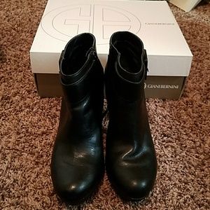 Giani Bernini Black Ankle Boots